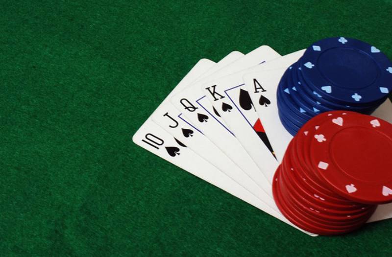 Cách chơi khi sở hữu các hand mạnh